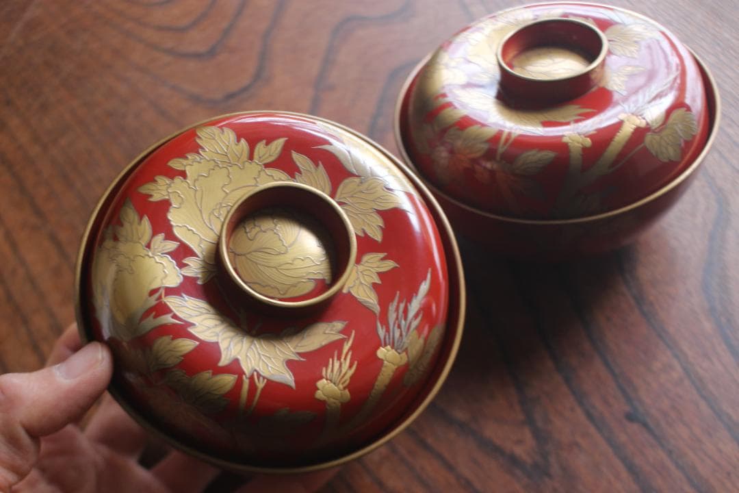 時代逸品！上質朱漆に極上牡丹蒔絵の映えるお椀2点（検輪島塗蒔絵椀吸い物椀