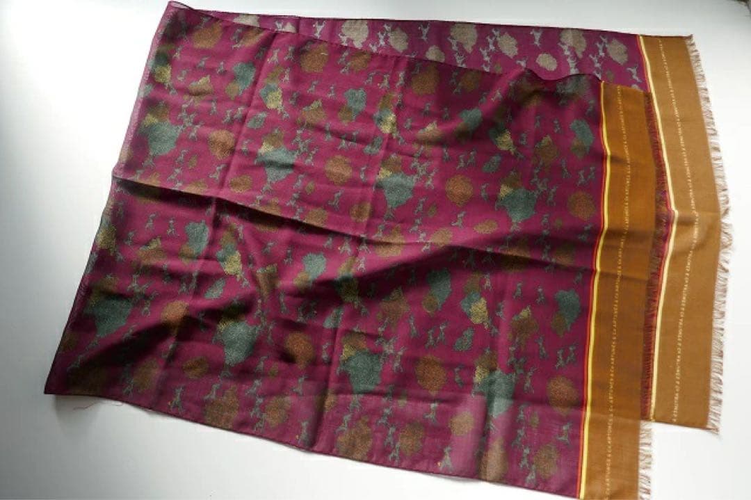 Artumes & Co アルテュメスアンドコー　シルクストール