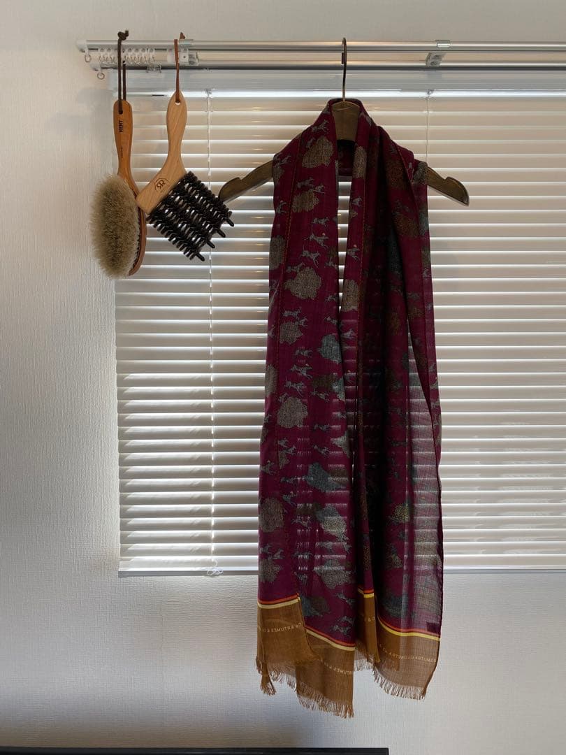 Artumes & Co アルテュメスアンドコー　シルクストール