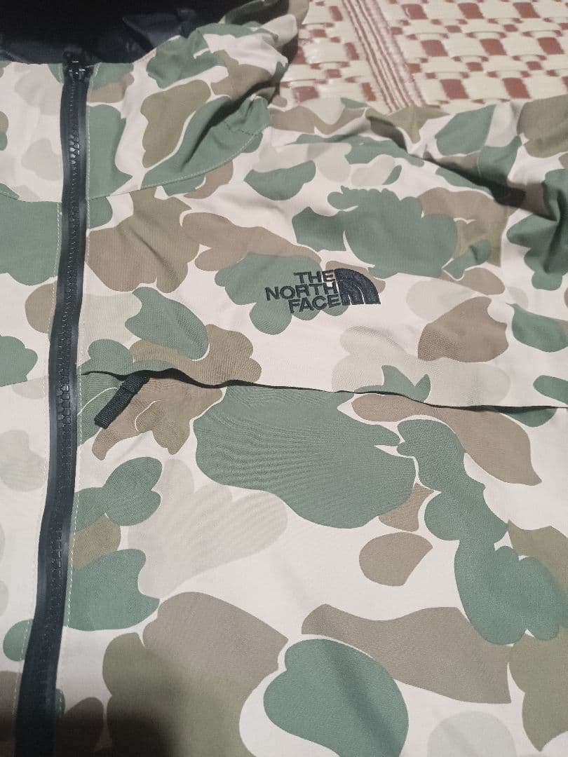 ノースフェイス　プリマロフト　ジャケット　スキー　スノボ　ウェア　タンカモ　L