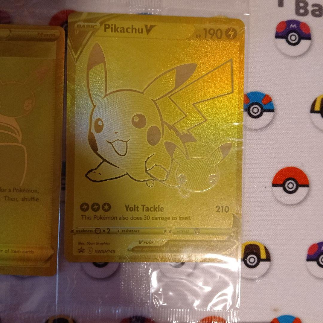 【海外版】ポケモン 25th ピカチュウ、リザードン&未開封ピカチュウ