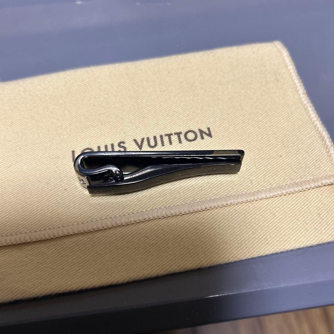 正規品LOUIS VUITTON ダミエグラフィット ネクタイピン