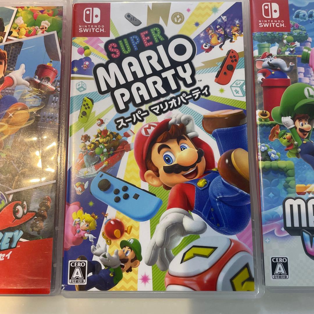 値下げ中！（動作確認済み）スーパーマリオゲームSwitch 3本セットケース付き