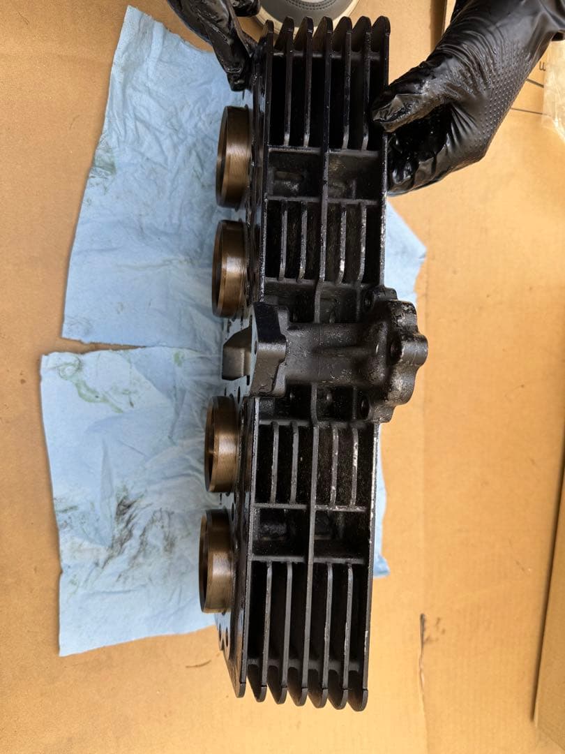 ゼファーχ シリンダー 2005年式 実働車取り外し