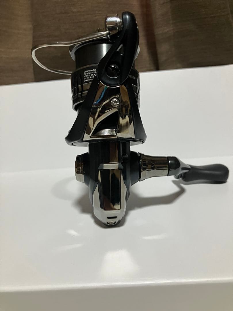 SHIMANO MIRAVEL C2000SHG スピニングリール