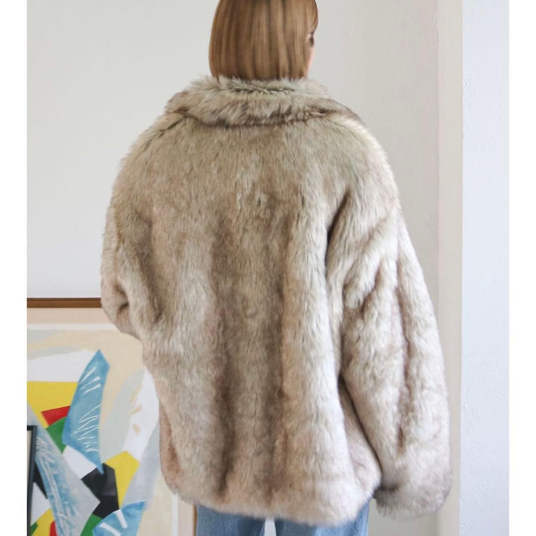 ungrid ボリュームデザインファーコート