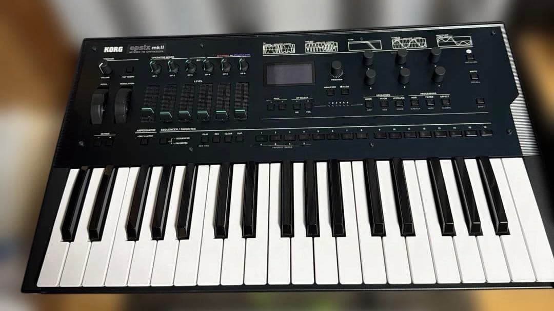KORG opsix mk2 （オーディオ+USBケーブル付き）