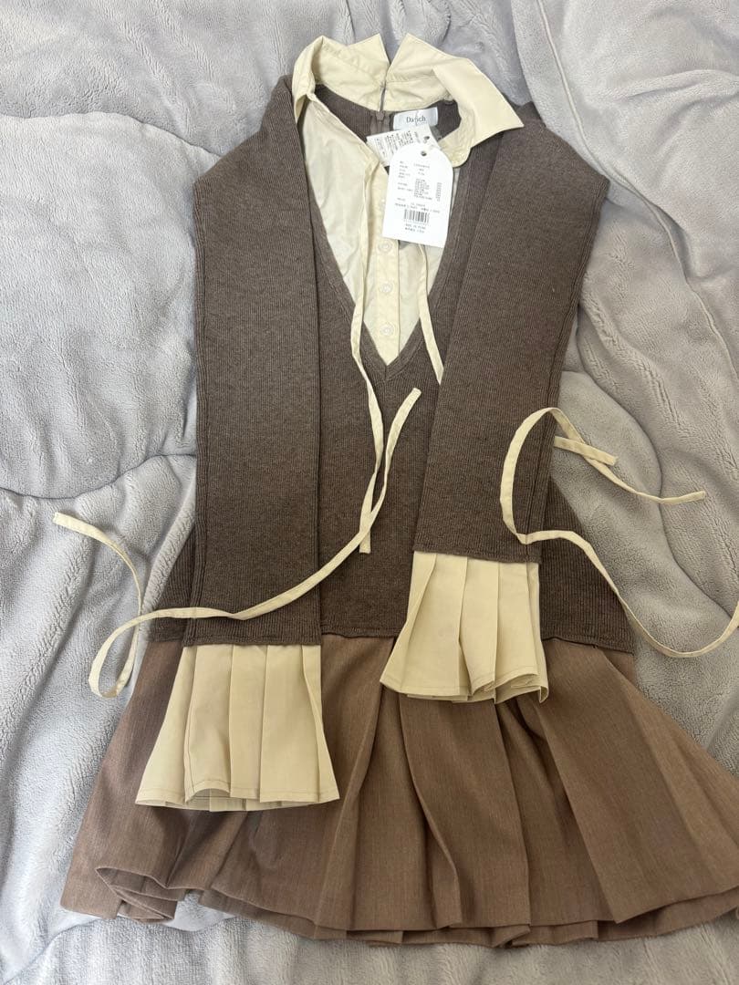 シャツドッキングプリーツミニワンピース MOC モカ Free