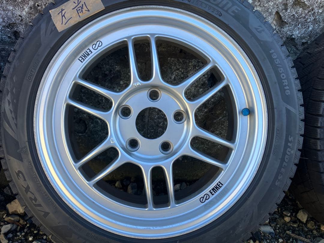 ENKEI RPF1 16×7j 5H BLIZZAK VRX3 スイフト