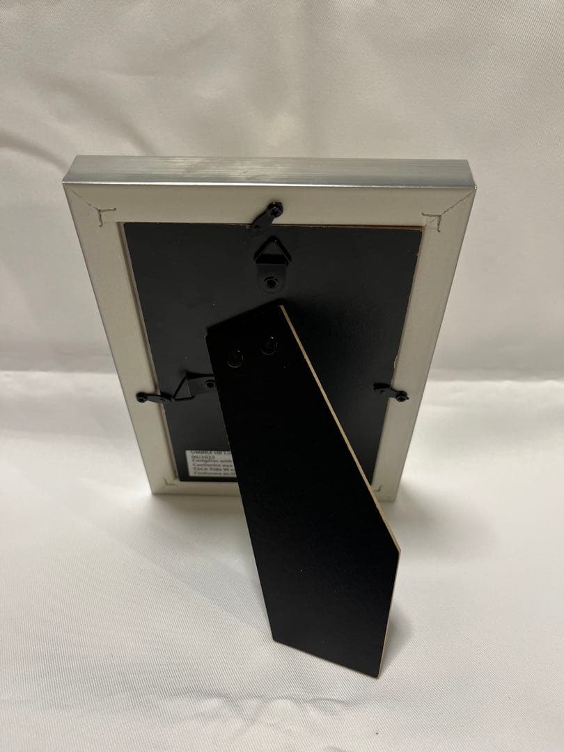 アクリル絵画 “Side Business” アルミフレーム入り