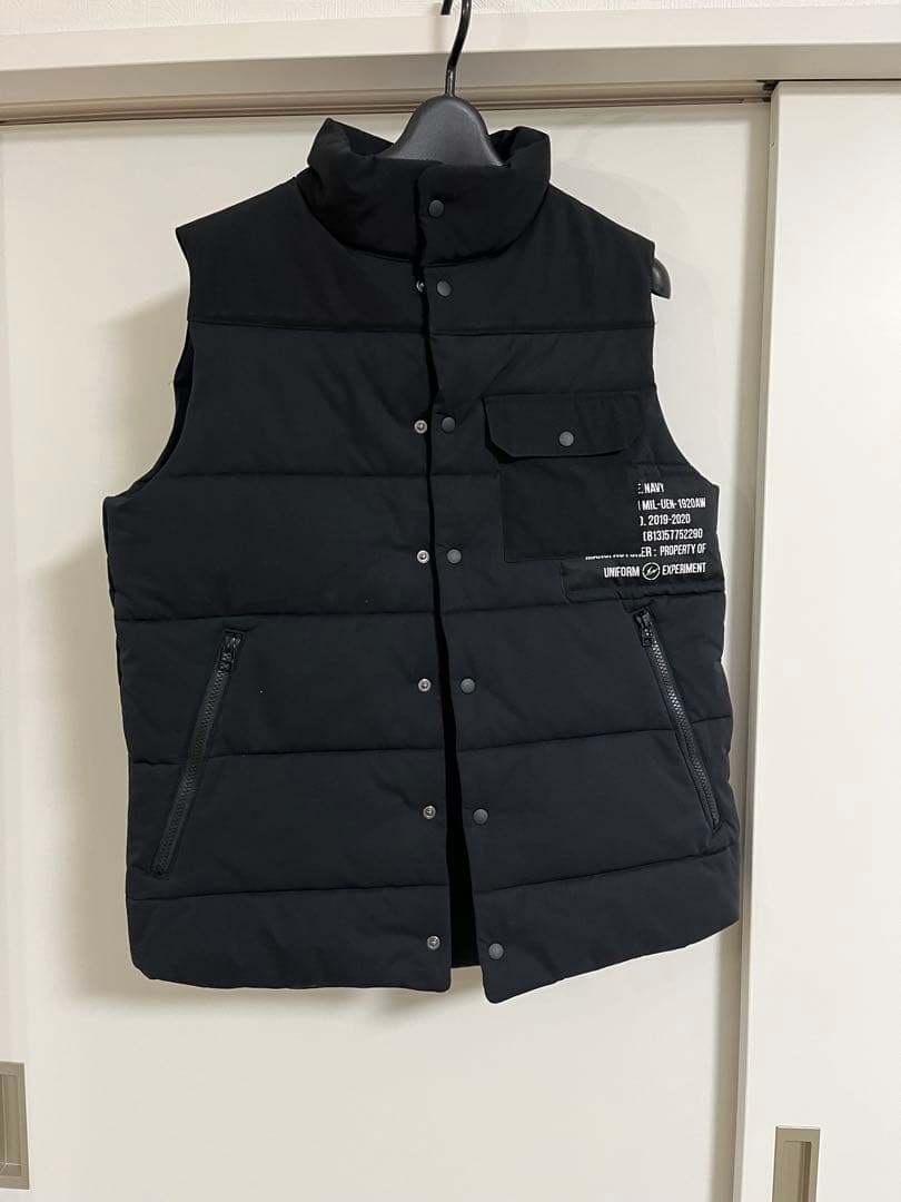 ユニフォームエクスペリメント　ダウンベスト