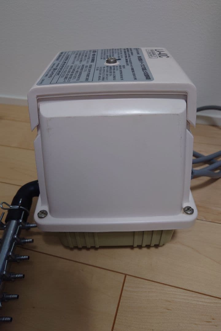 舩*宏様 LA-40C（12方分岐装置付き）日東工器 メドー 浄化槽エアーポンプ