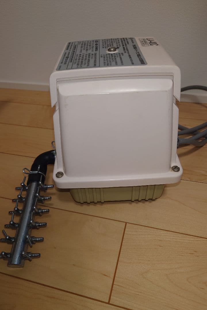 舩*宏様 LA-40C（12方分岐装置付き）日東工器 メドー 浄化槽エアーポンプ