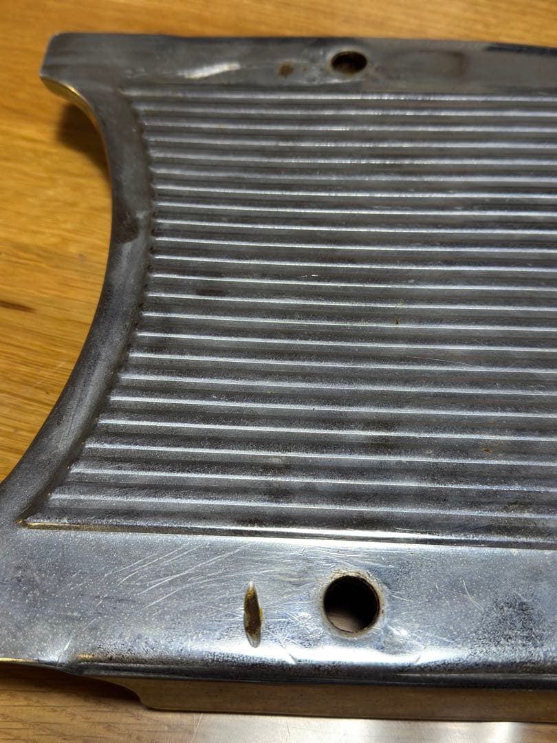 ハーレー　ショベルヘッド　FLH シート下　フレームカバー