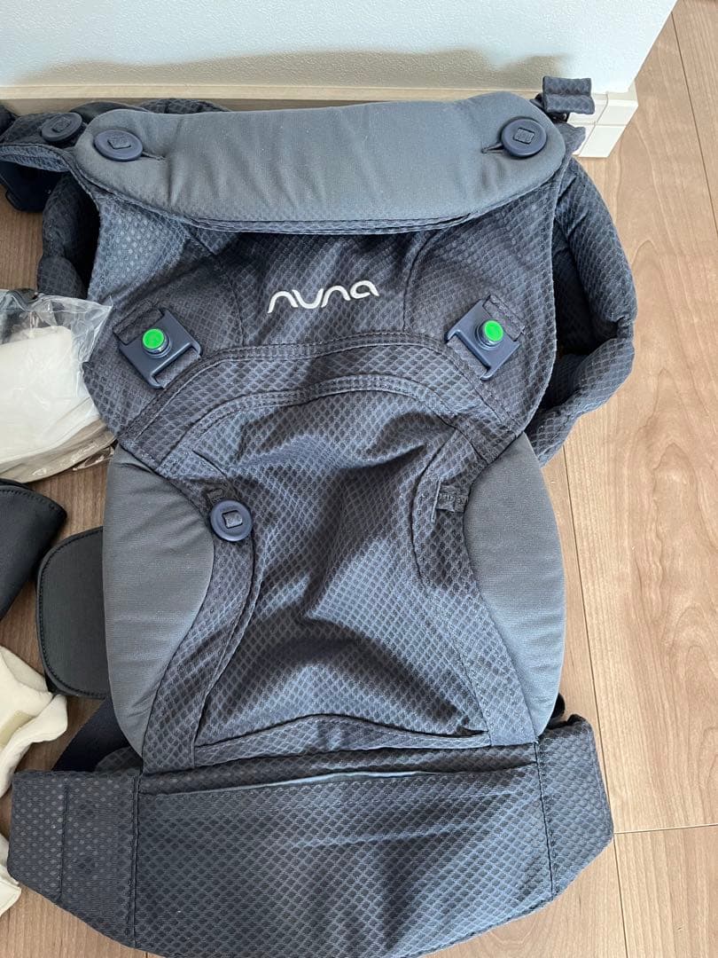 【美品】nuna ヌナcudl clik カドルクリック　デニム　純正スタイつき