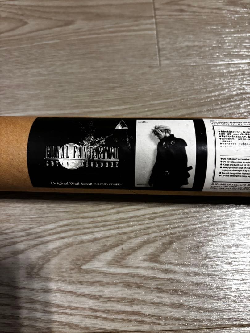 ファイナルファンタジーⅦ アドベントチルドレン　ウォールスクロール　クラウド