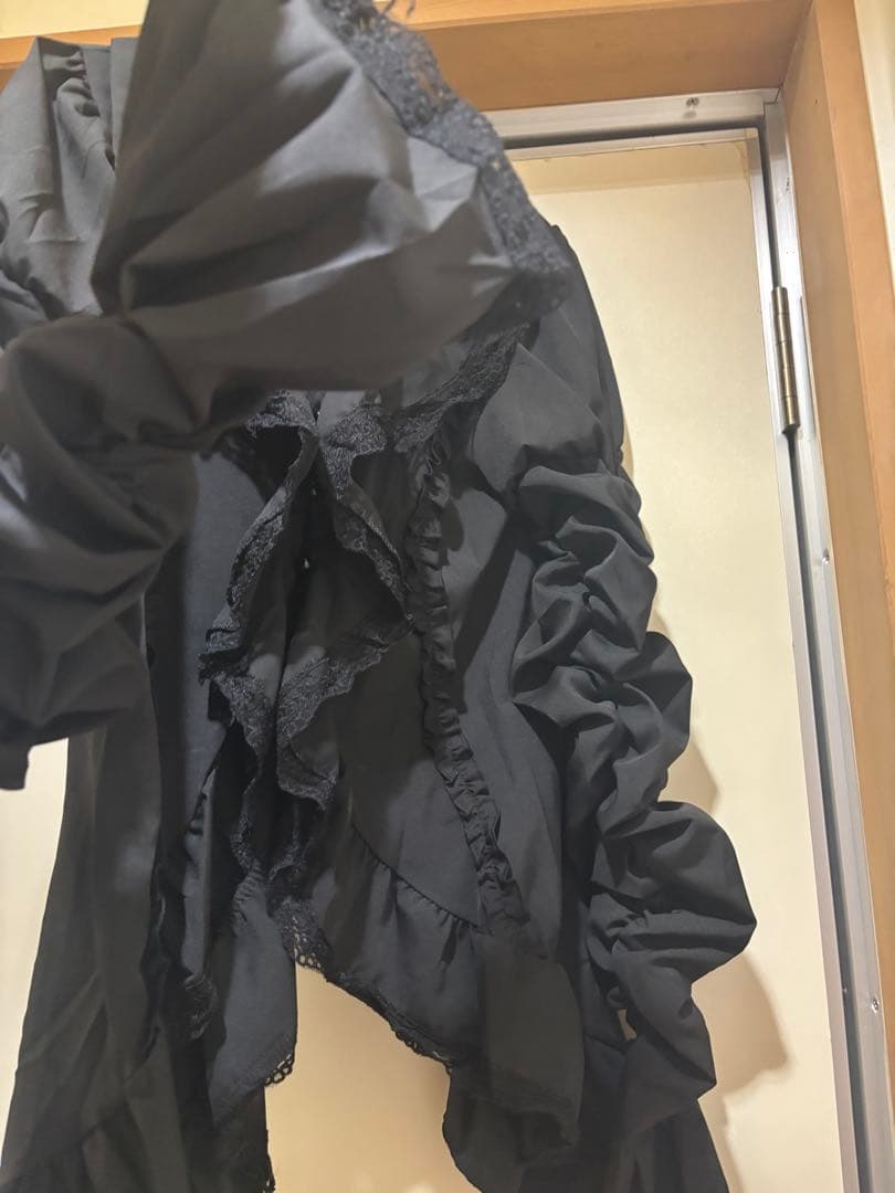 hyde着系ノーブランド変形シャツ