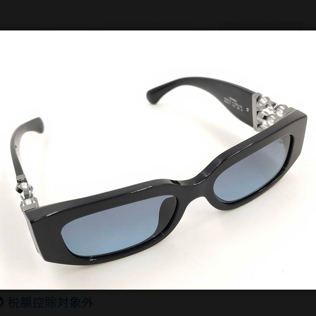 極美品✨CHANEL シャネル　オーバルシェイプ　ブラック　5544-A