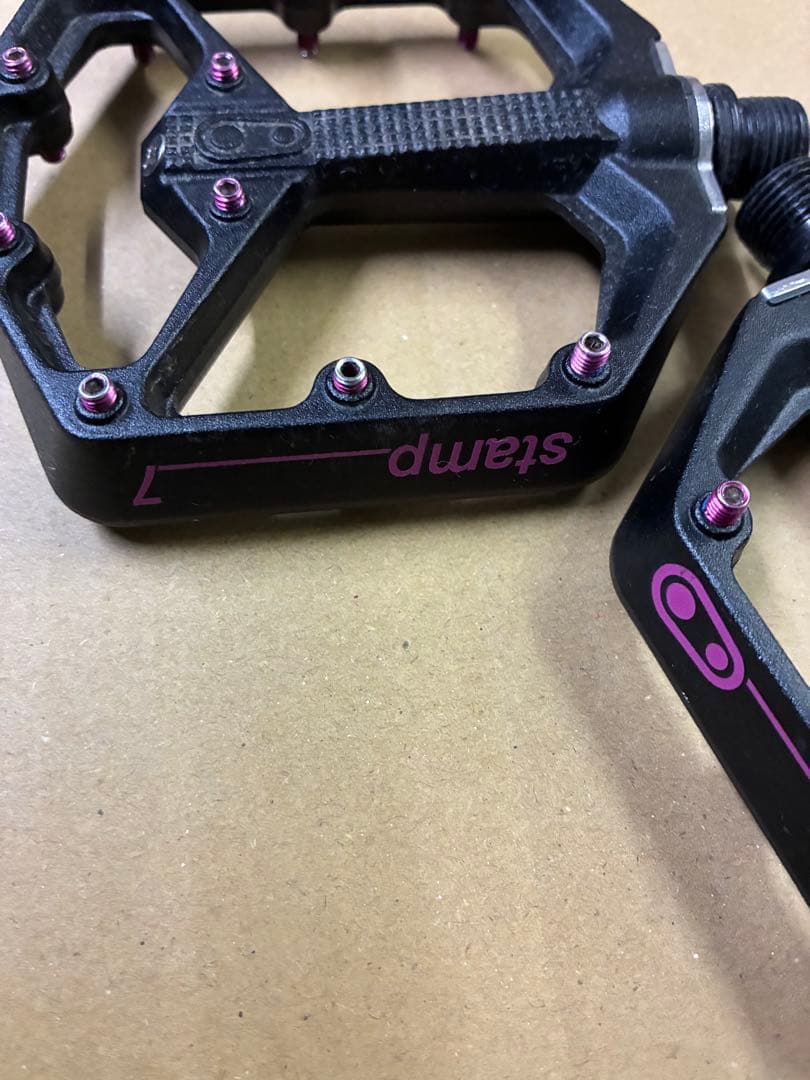 Crankbrothers Stamp7 フラットペダル Sサイズ