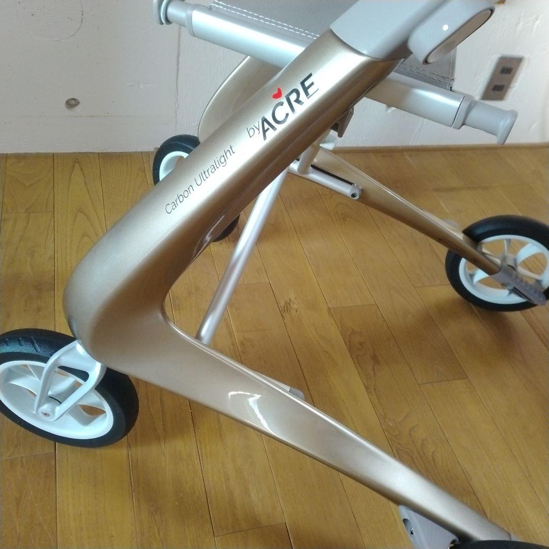 【新品・未使用】byACRE カーボン・ウルトラライト コンパクト 歩行器