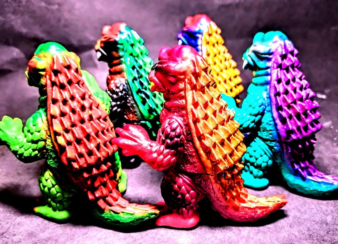 シカルナ工房、ザゴラ(山中の怪獣)中岡俊哉、「世界の怪獣」より、ミニソフビ。５体