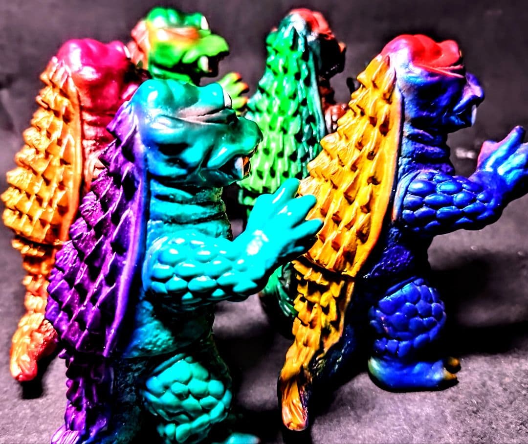 シカルナ工房、ザゴラ(山中の怪獣)中岡俊哉、「世界の怪獣」より、ミニソフビ。５体