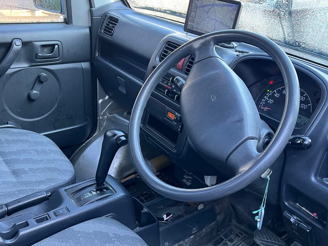 雪の季節に！乗ってかえれます！車検付き！4WD、AT!スズキ　キャリー