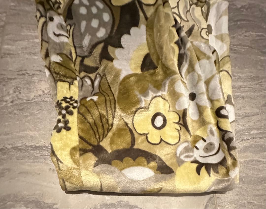 アルベロベロ　フリースリラックスパンツ　パンツ　ふわふわ　フリース　新品