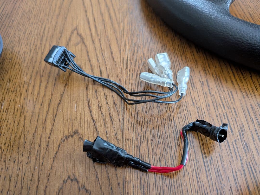 momoステアリング　クイックリリースセット