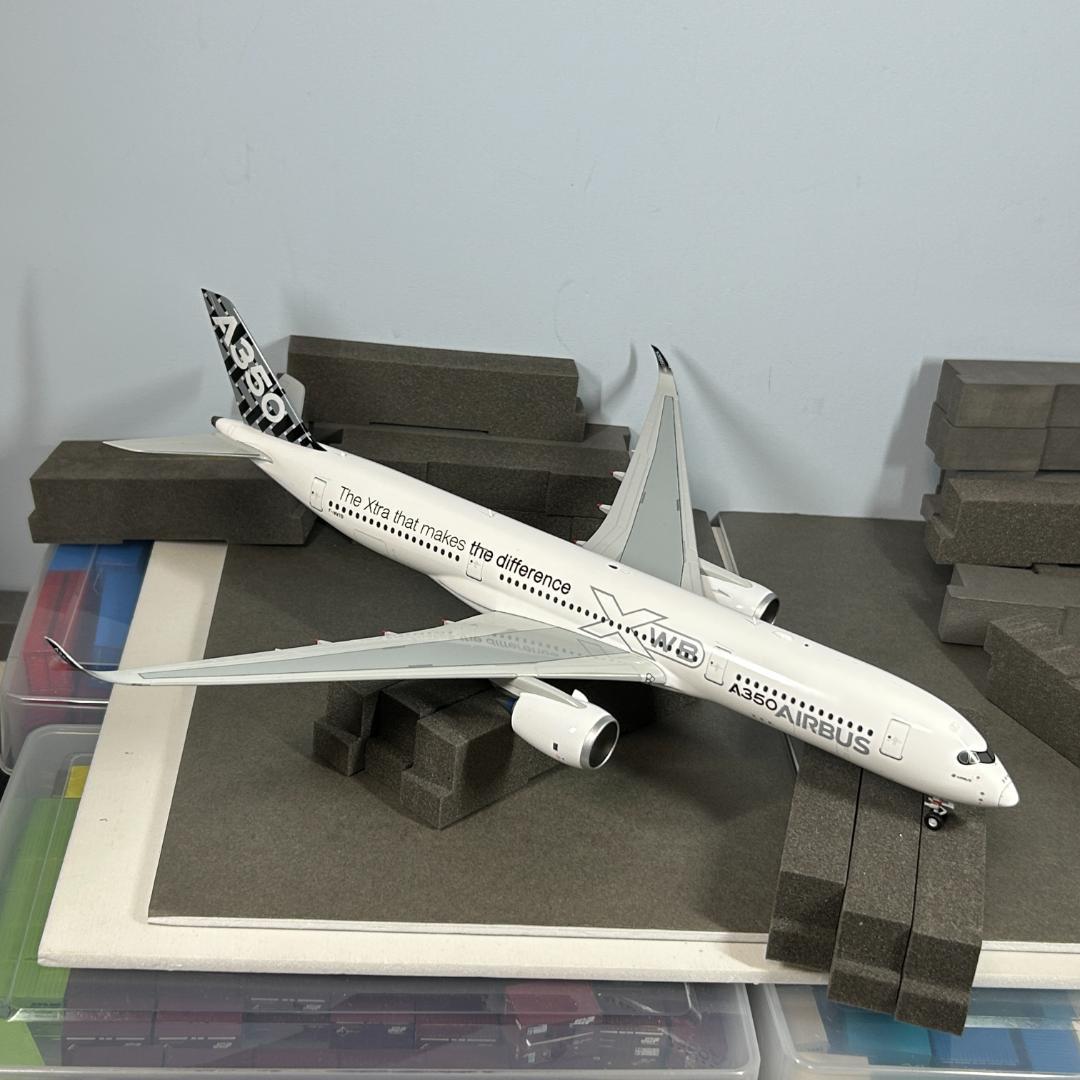 1/200 エアバス A350-900 XWB レジ F-WWYB