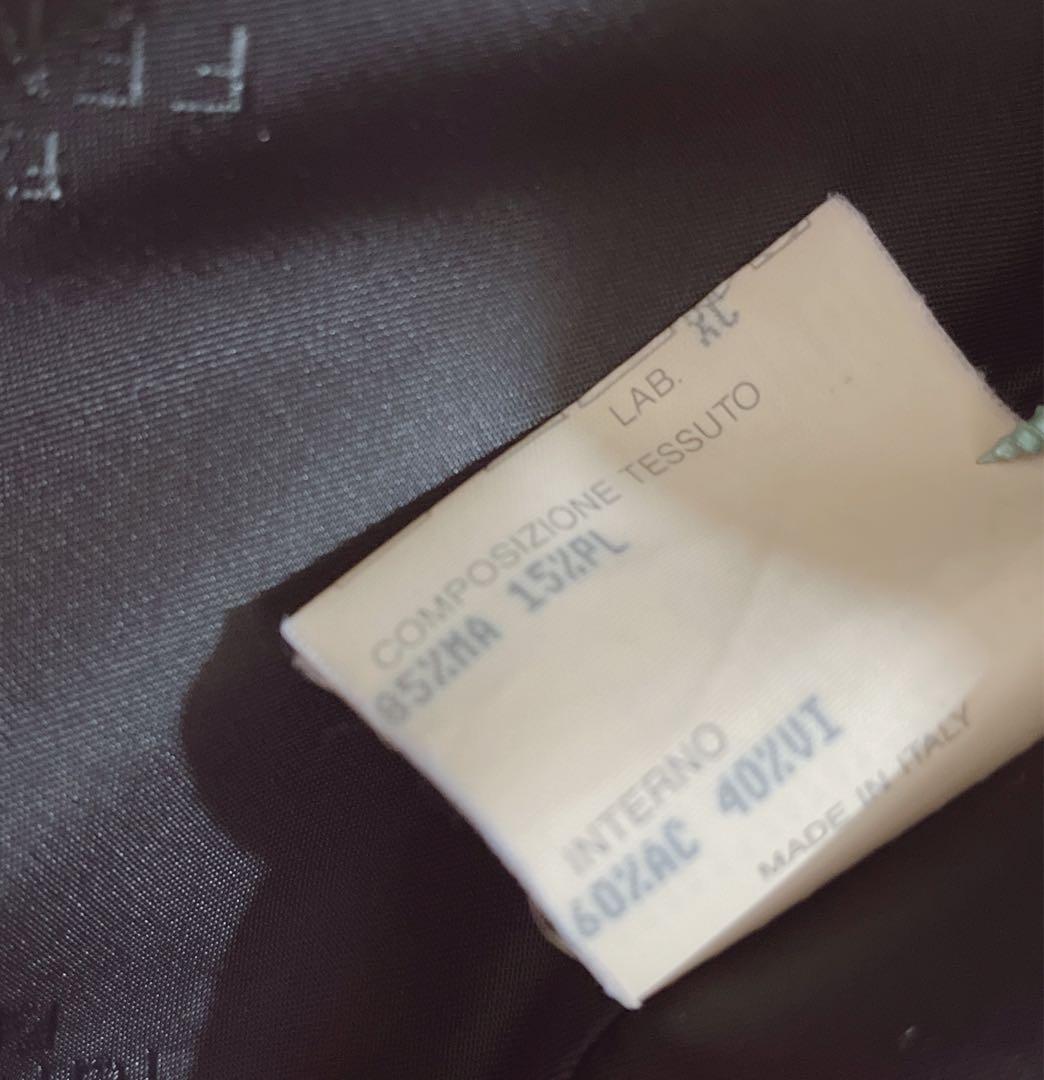 週末セール‼️ FENDI フェンディ ロゴラインデザイン エコファーコート