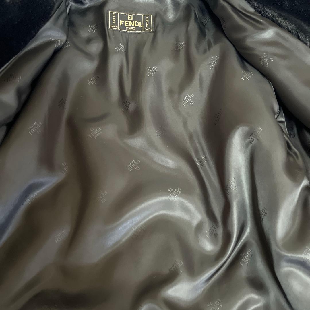 週末セール‼️ FENDI フェンディ ロゴラインデザイン エコファーコート