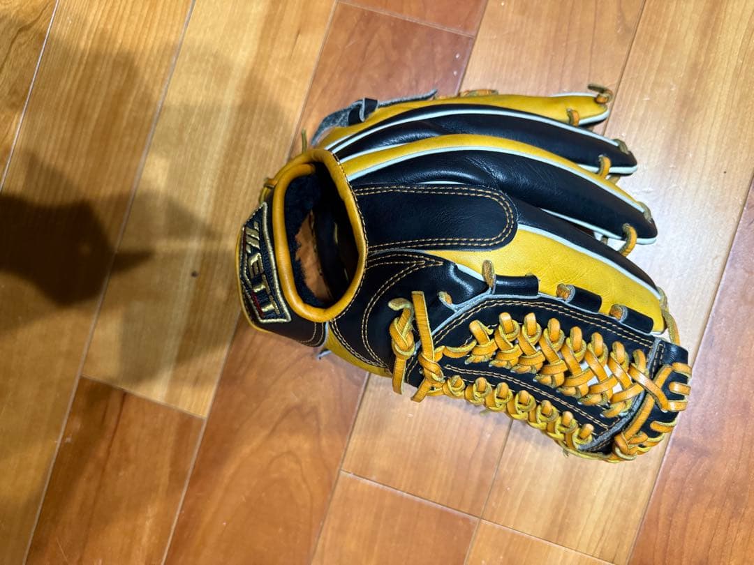 ZETT プロステイタス　軟式　内野用