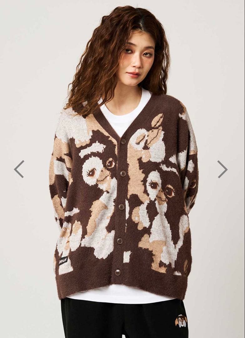 グラニフ　グレムリン　ギズモ ハニカミ パターンジャカードＶネックカーディガン