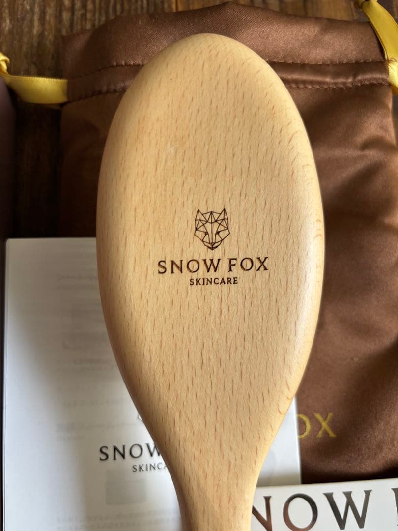  FOX SKINCARE Wooden Edition ヘアブラシ
