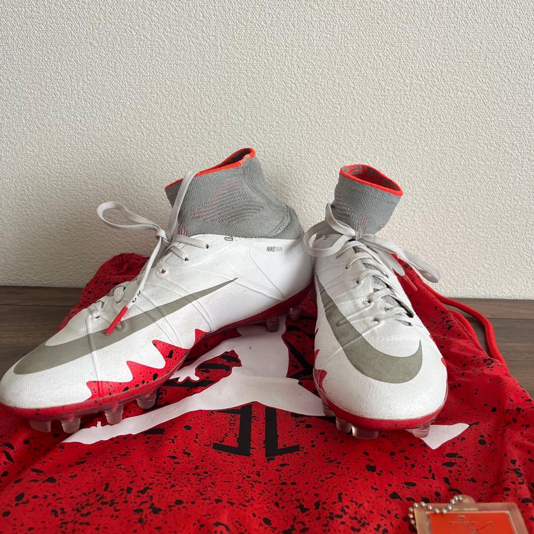 Nike ハイパーヴェノム サッカースパイク　マイケルジョーダンコラボ