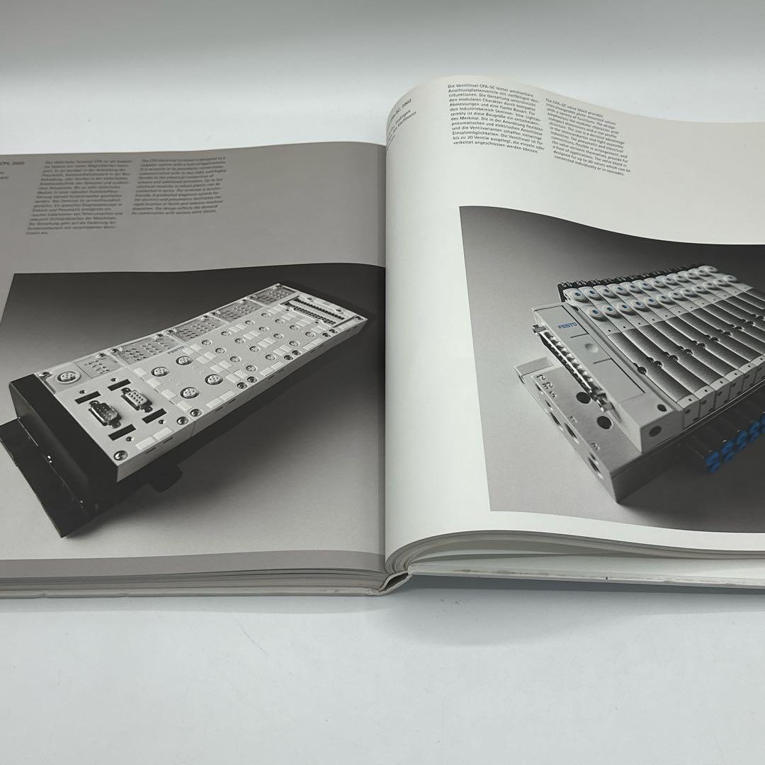 アート・デザイン・音楽 Design Innovations Yearbook 2002