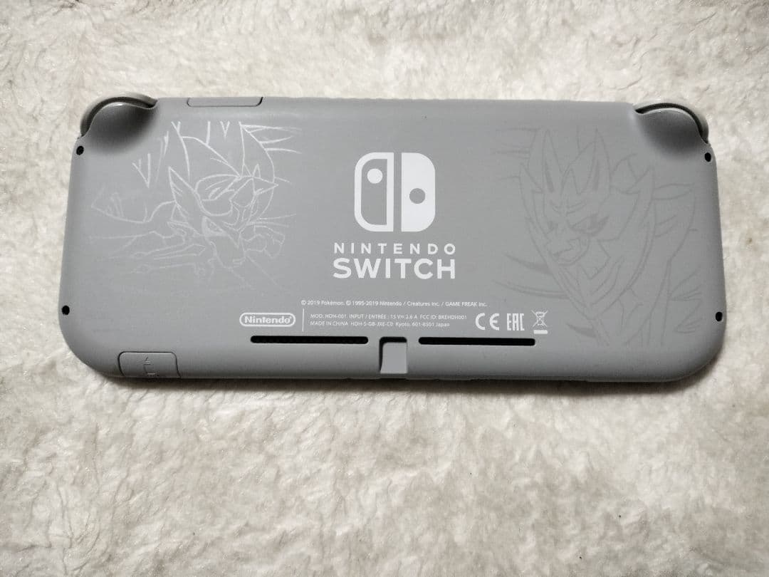 動作品Nintendo Switch Lite グレー ザシアンザマゼンタ