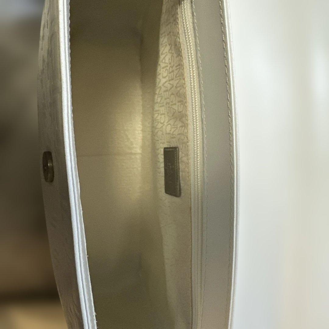 GIANNI VERSACE ホワイト ハンドバッグ