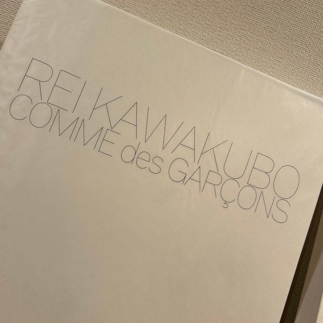 REIKAWAKUBOCOMMEdesGARÇONSアートブックコムデMET美術
