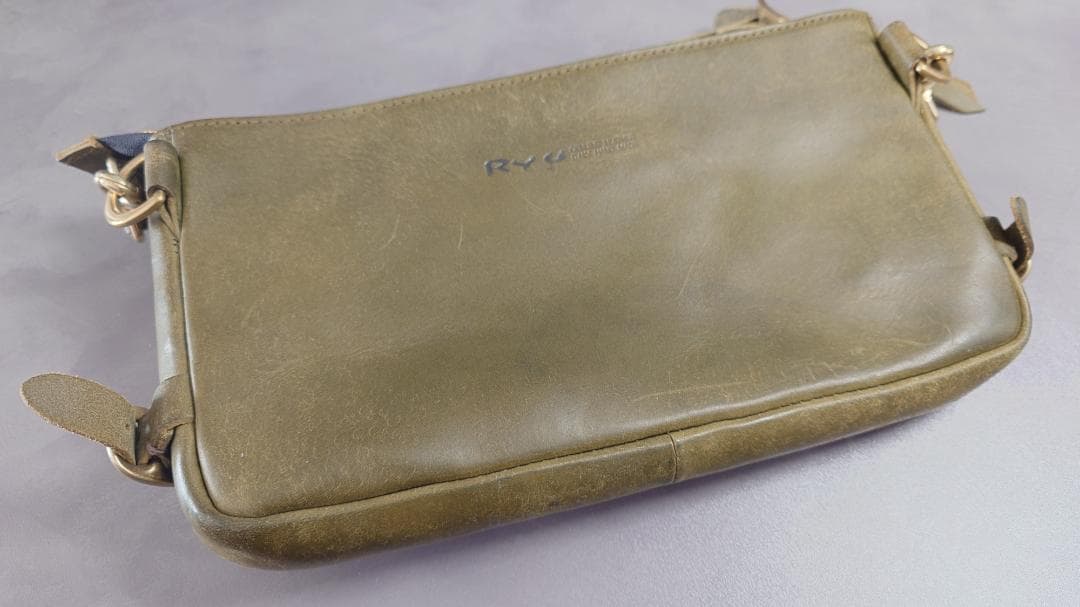 ＜中古美品＞ Ryu／2Wayレザーショルダーボディバッグ（グリーン）