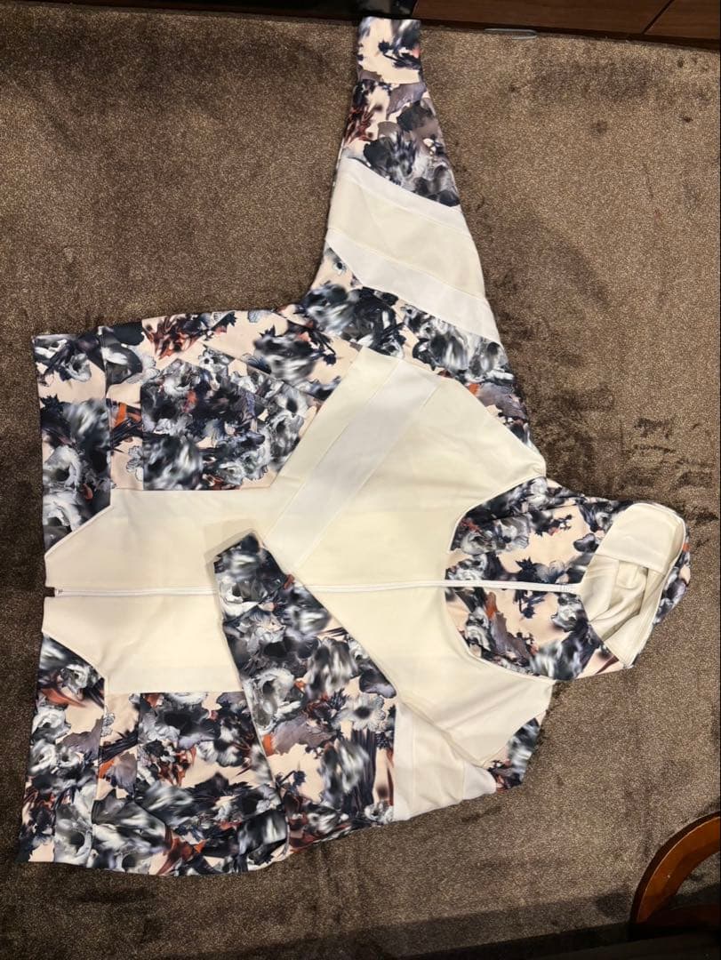 BALMUNG あのちゃん着用　グラフィックジャージーハイネックビックパーカー