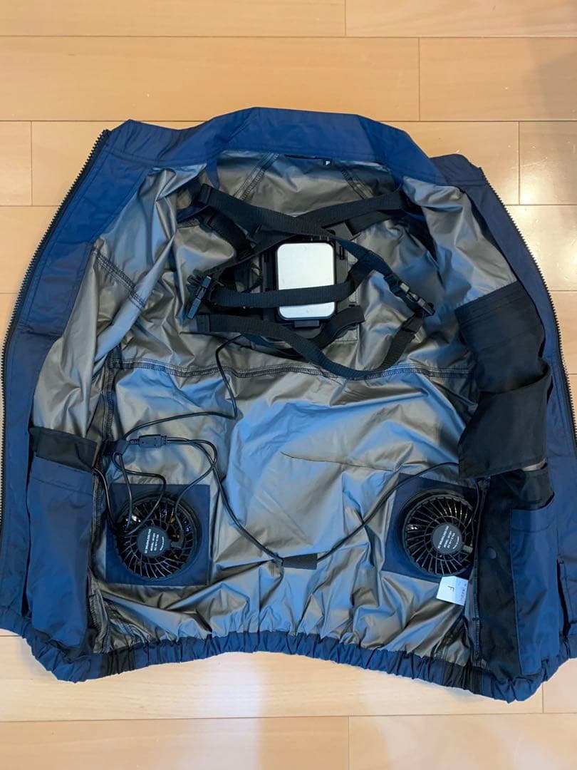 ペルチェ式冷却プレート付き空調服