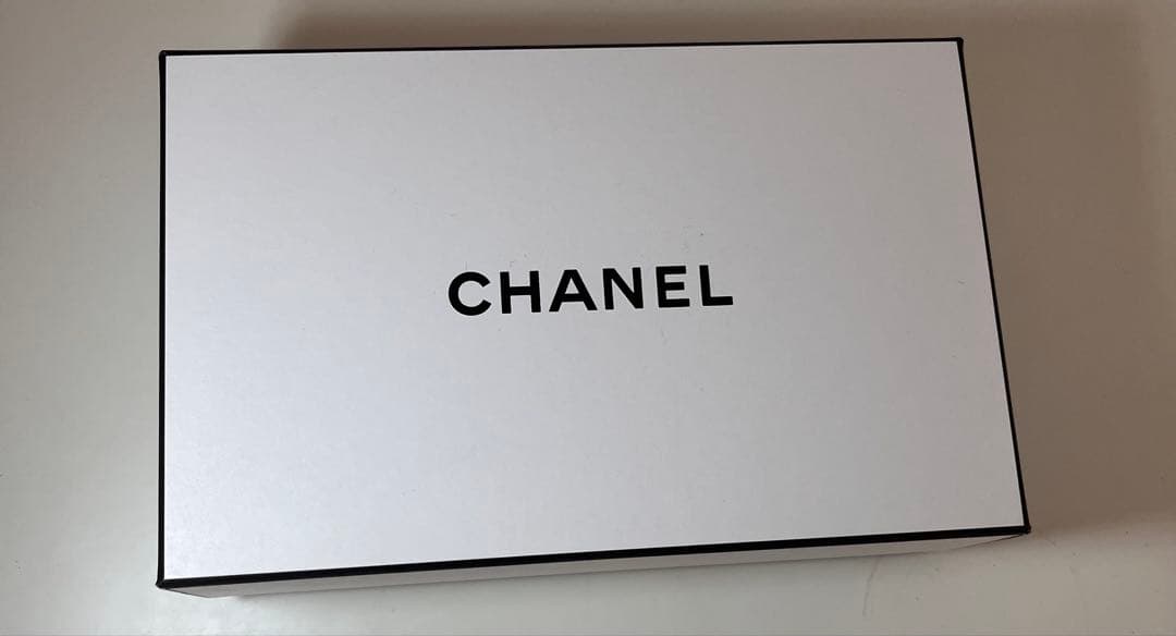 CHANEL LA CRÈME MAIN ハンドクリーム