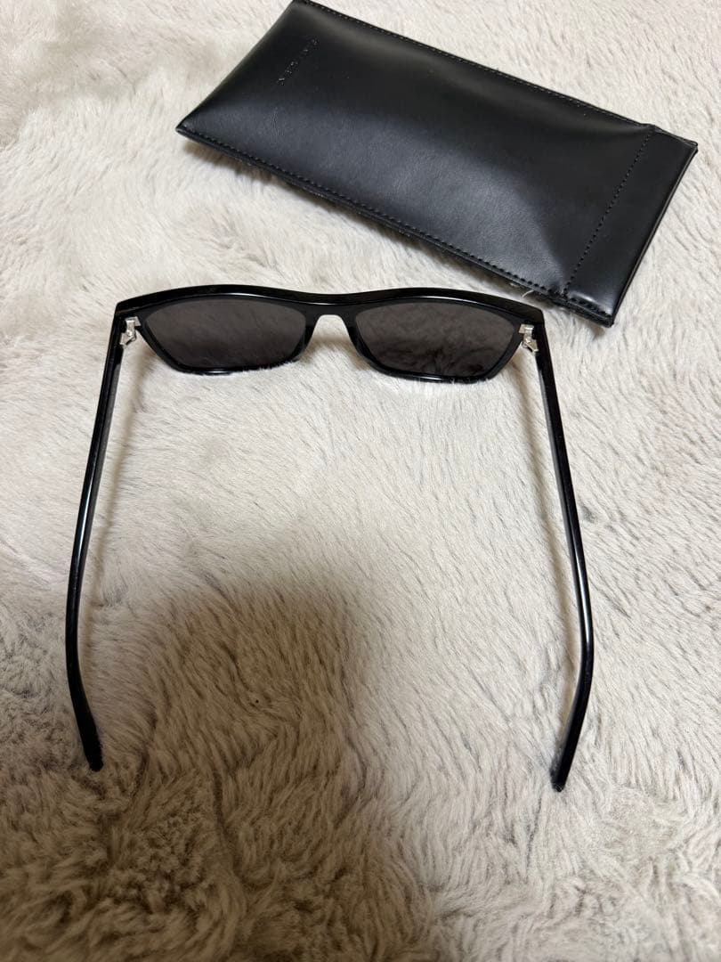 SAINT LAURENT ブラック サングラス