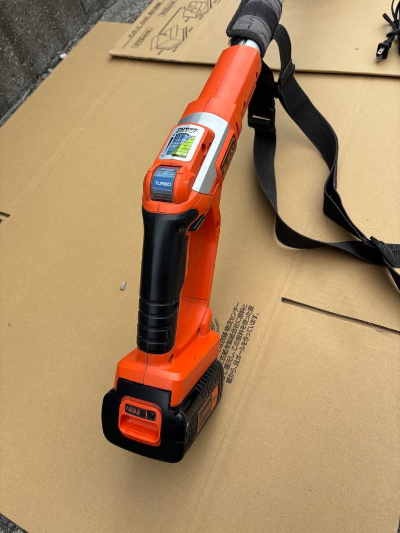 BLACK＆DECKER 36V GLC36N草刈り機　　へポコン