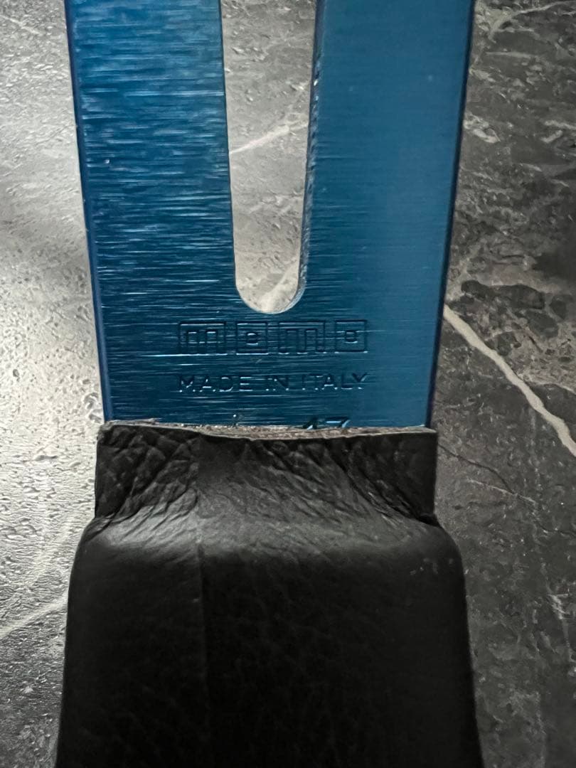 MOMO ステアリング MOD.08 モデル08 M-59 ブルースポーク