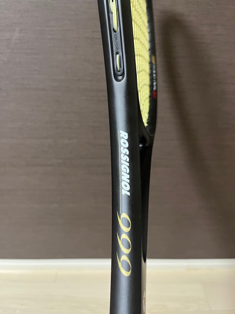 希少　未使用　ROSSIGNOL　F２００　カーボン　９９９（ロシニョール）