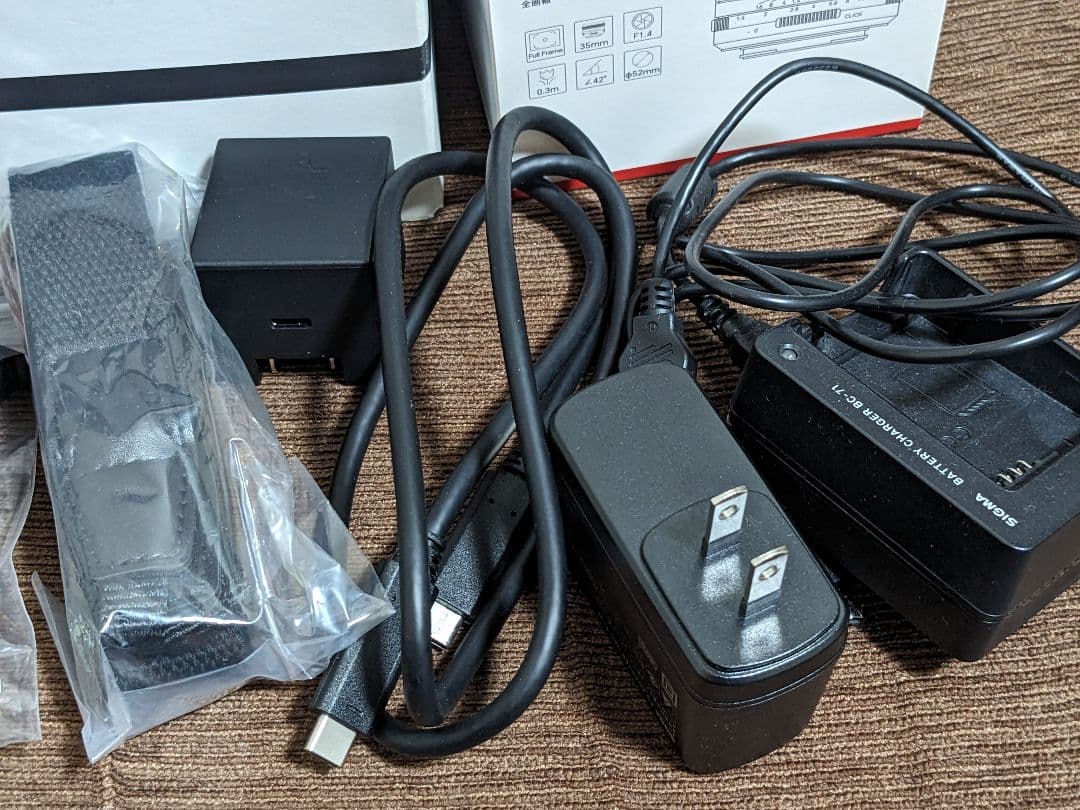 Sigma fp L ミラーレスカメラ レンズ1本付き