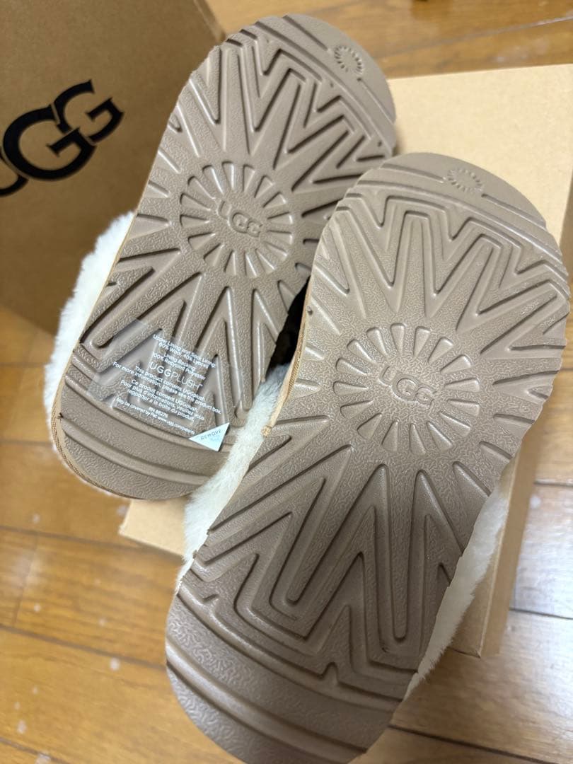 UGG 正規品 I-Nita Platform ブラウン新品未使用36 翌日発送